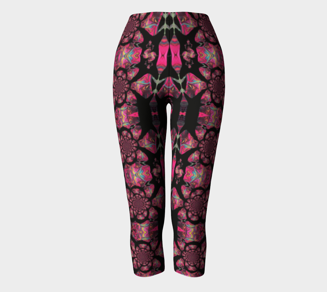 Pink Paisley Pattern Compression Capri Leggings