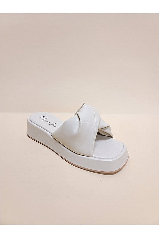 Amelia Platform Sandals
